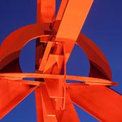 Mark di Suvero: L’Allumé, 1992 / © Mark di Suvero; Fotonachweis: BBR / Werner Huthmacher (2011)